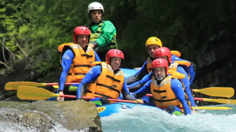 Rafting de día completo en el río Gállego desde Murillo de Gállego