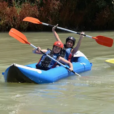 Descenso en kayak o canoraft en el río Genil en Cuevas Bajas