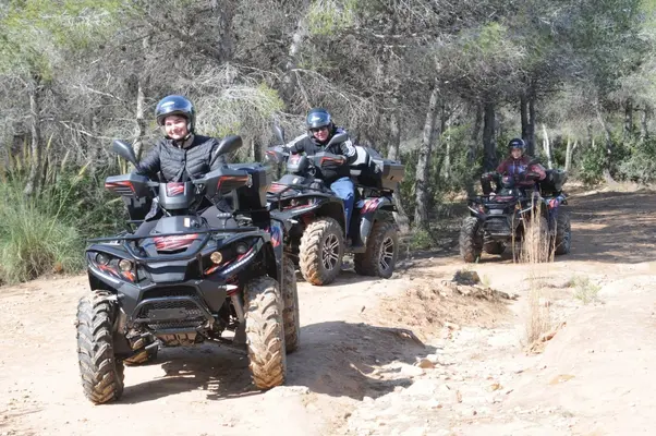 Ruta en quad por Benidorm entre pistas y miradores