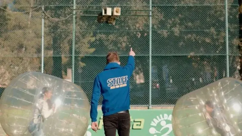 Partidos de Fútbol Burbuja indoor y outdoor desde Horta-Guinardó, Barcelona