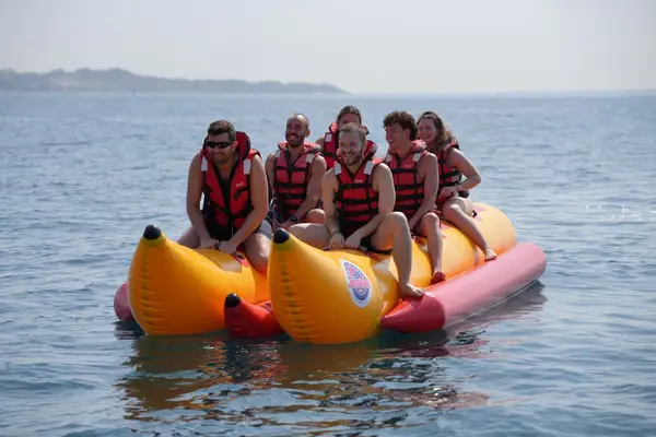 Banana Boat en Alicante desde el Puerto Deportivo