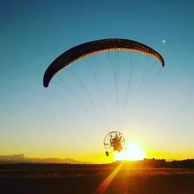 Vuelo en paramotor en Ronda con vistas a la Serranía