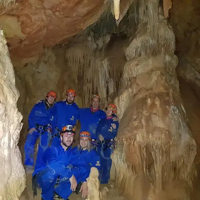 Espeleología en la Cueva La Val de la Zoma desde Ejulve, Teruel