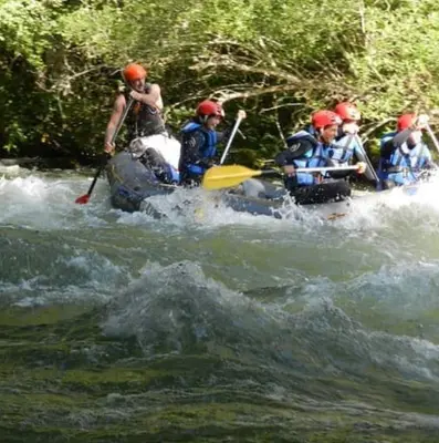 Rafting familiar y de aguas bravas en el río Ebro