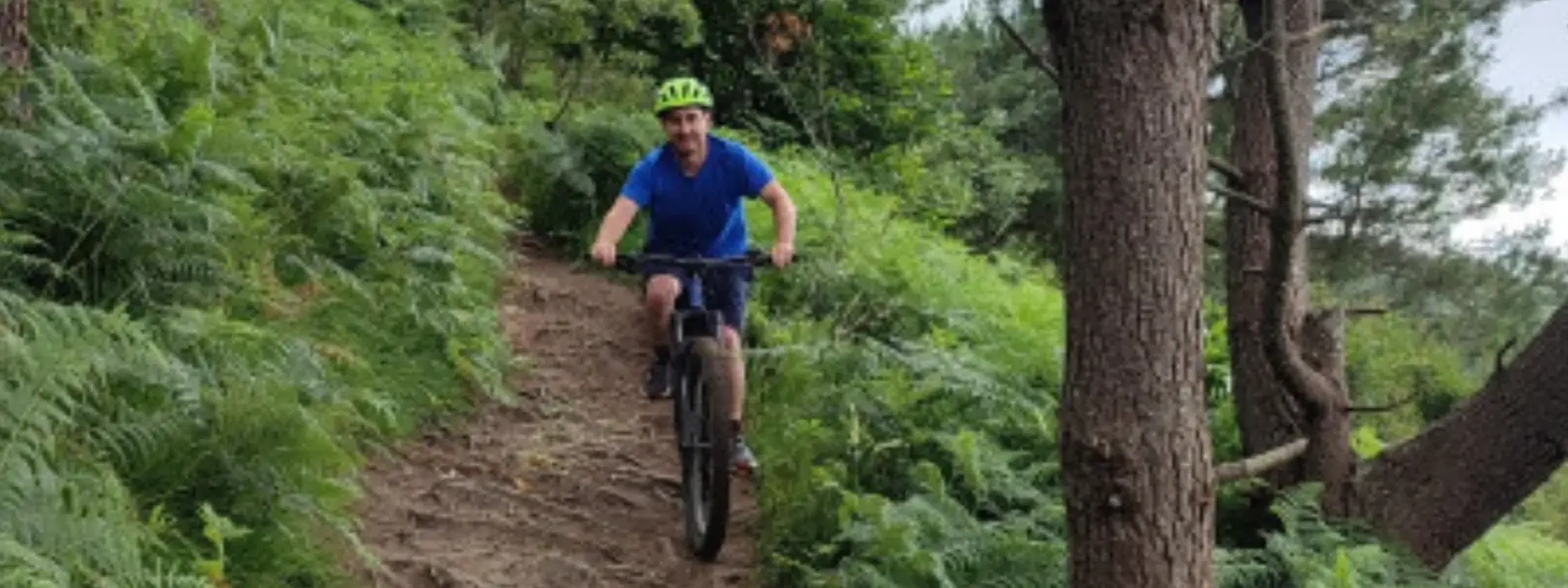 Ruta guiada en bicicleta de montaña por la Costa Vasca desde San Sebastián