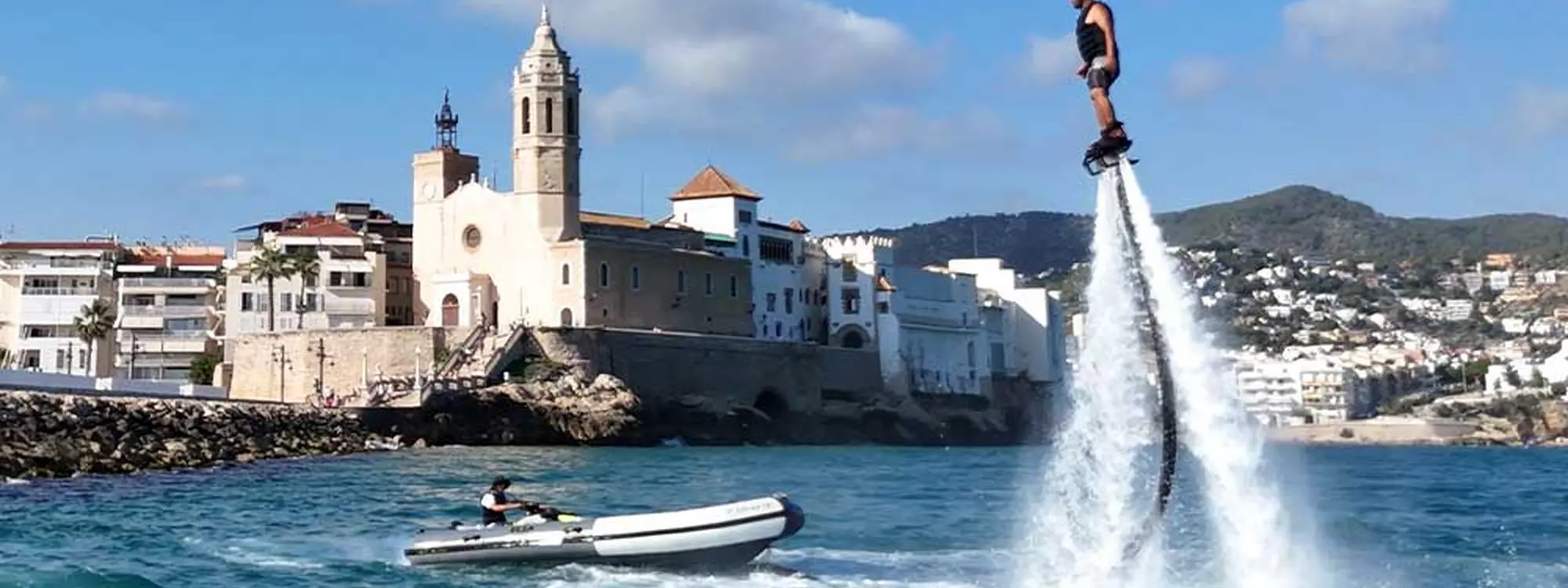 Experiencia Flyboard Sitges: Adrenalina en el agua - 1 hora