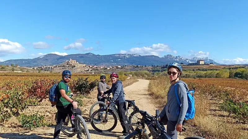 Alquiler y rutas guiadas en bicicleta eléctrica (e-bike) en Haro