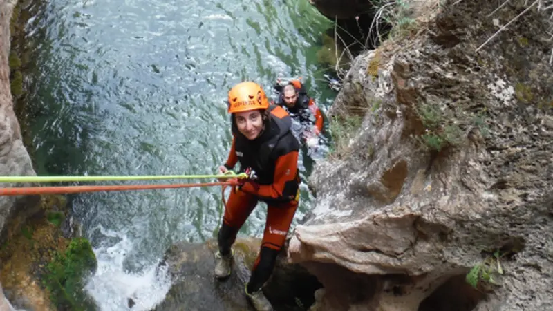 Barranco acuático Amanaderos en Teruel