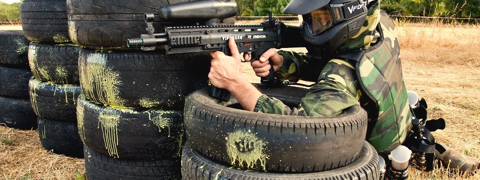 Paintball adulto y opción de menús, barbacoa y barra libre en San Lorenzo del Escorial, Madrid