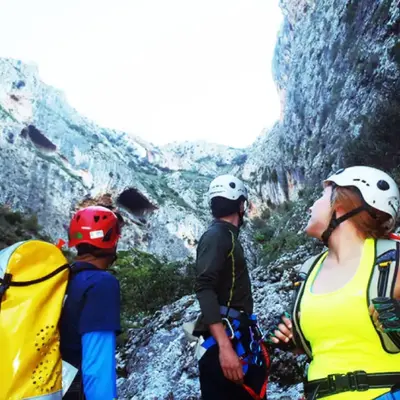Barranquismo nivel avanzado en el Barranco del Salt de Penáguila