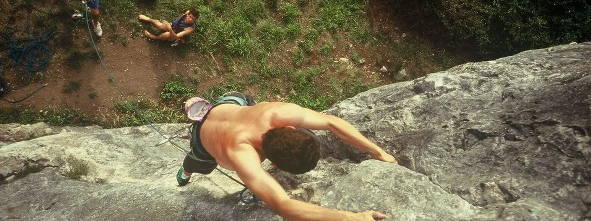 Cursos de escalada para todos los niveles en Asturias desde Arriondas