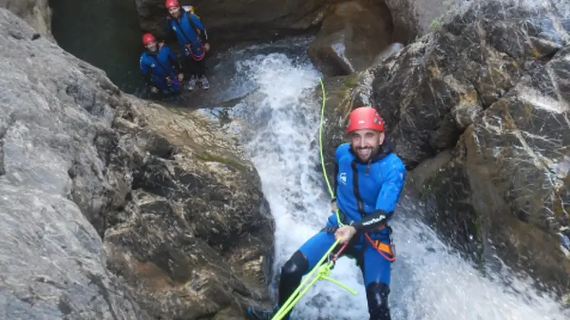 Barranco de Lapazosa de nivel intermedio en el Valle de Bujaruelo