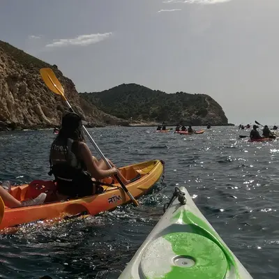 Ruta en kayak por las calas de Villajoyosa desde Playa del Torres
