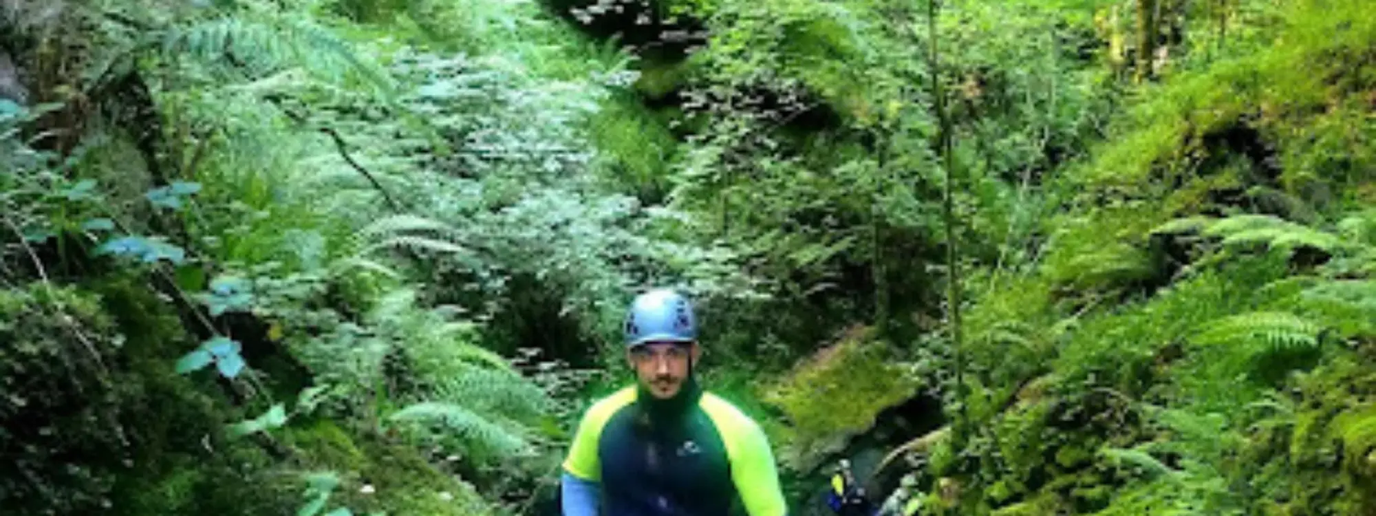 Barranquismo acuático en el barranco La Molina en Cabrales, Asturias