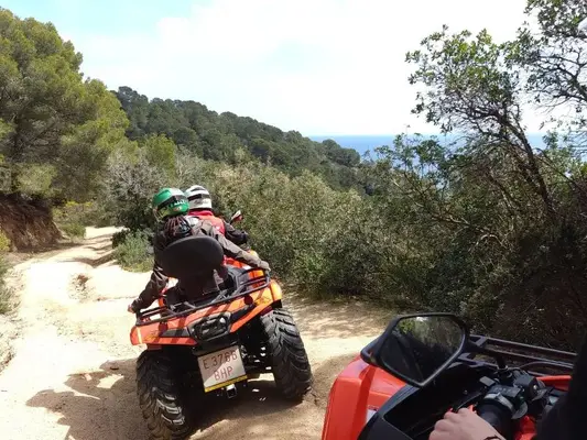 Ruta en quad a Cala Morisca desde Lloret de Mar