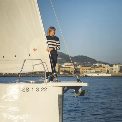 Atardecer en velero en la Bahía de la Concha con baño incluido desde el Puerto Deportivo de San Sebastián, Guipúzcoa