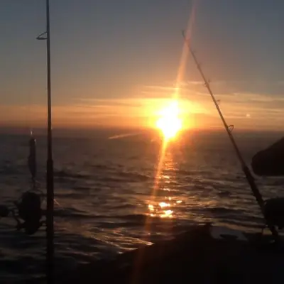 Paseo en barco al atardecer para disfrutar de la puesta de sol en San Sebastián, Guipúzcoa