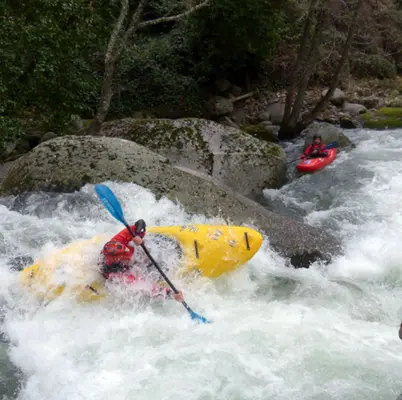 Bautizo de kayak en la Sierra de Gredos