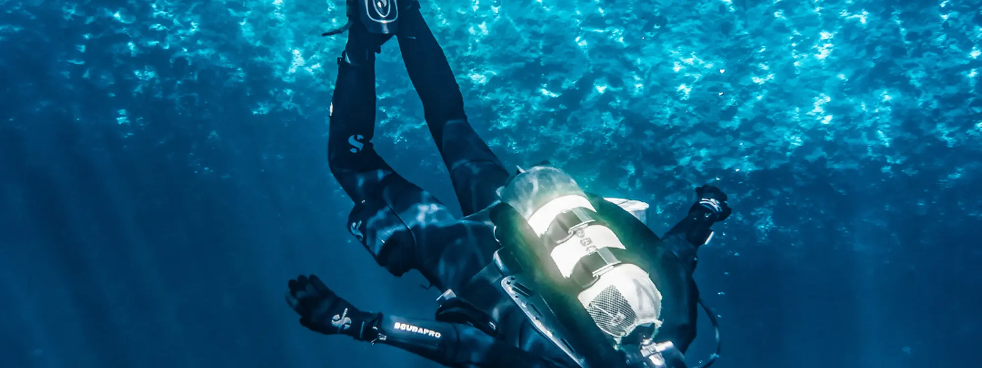 Bautismo de buceo desde el puerto de Hondarribia