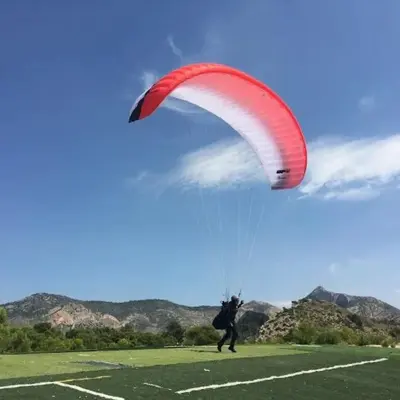 Vuelo de montaña en parapente biplaza desde Agost