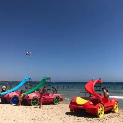 Alquiler de hidropedales en la Playa de las Higuericas en Torre de la Horadada, Alicante