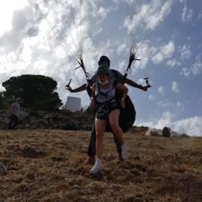 Curso de iniciación de parapente en Málaga