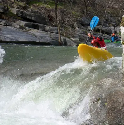 Bautizo de kayak en la Sierra de Gredos