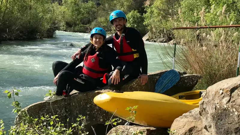Curso de kayak en el río Gállego desde Murillo de Gállego