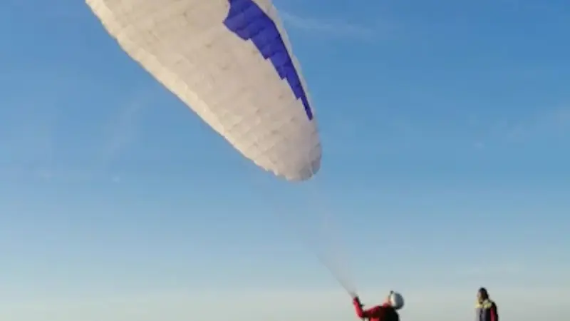 Vuelo en parapente biplaza en la Costa Alicantina desde Santa Pola