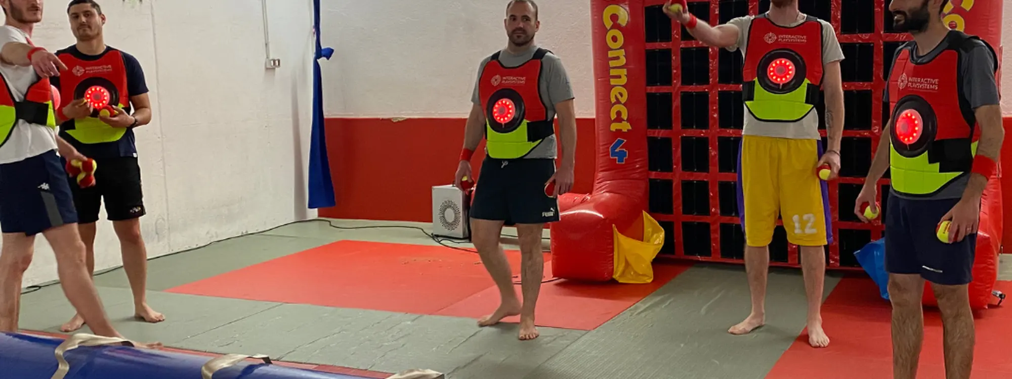 Humor amarillo indoor en San Sebastián, Guipúzcoa