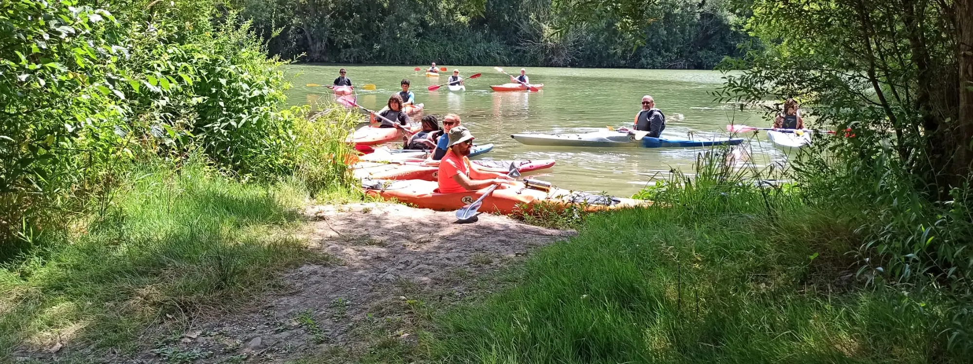 Alquiler de kayak para navegar por el río Ebro en Briñas
