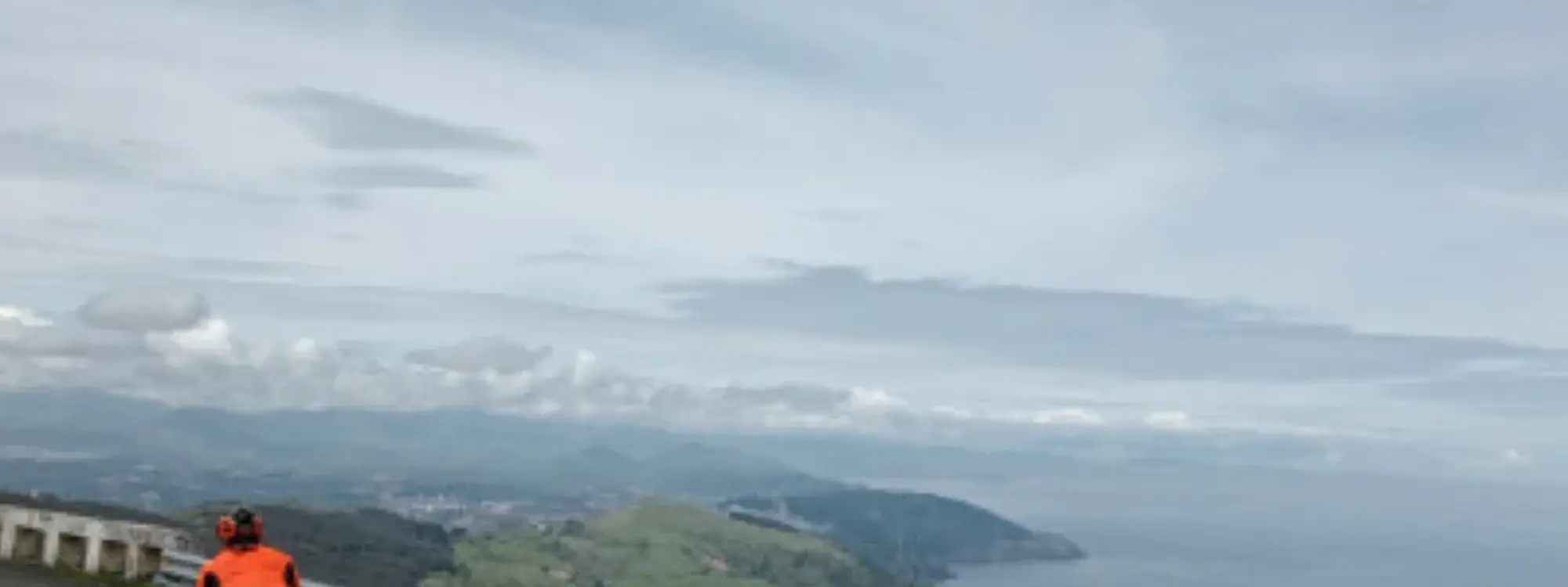 Ruta guiada privada en bicicleta de carretera por la Costa Vasca con recogida en alojamiento