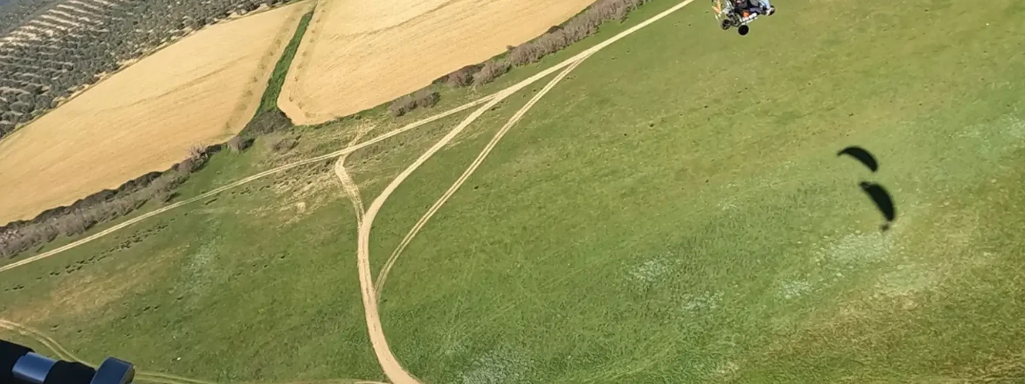 Bautismo de vuelo en paramotor desde Lora del Río, Sevilla