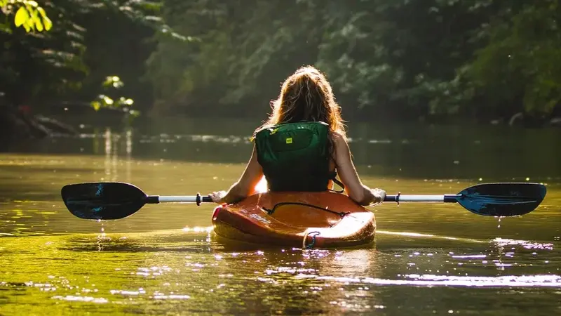 Descenso del río Oria en kayak o paddlesurf con monitor desde Orio, Guipúzcoa