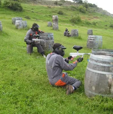Paintball adulto en Galarreta (San Millán), Álava