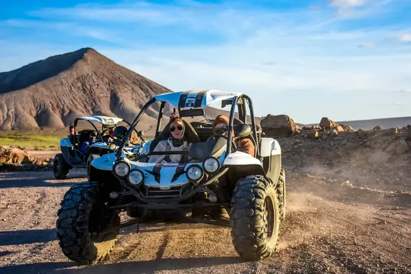 Ruta en buggy Premium Can-Am de hasta 4 plazas por Corralejo
