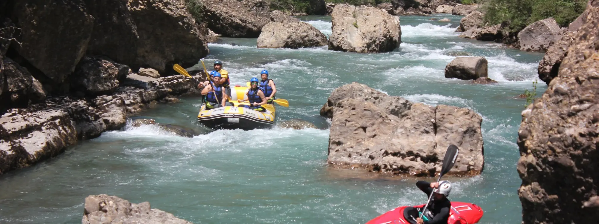 Rafting en el río Ésera por la tarde desde Santa Liestra y San Quílez