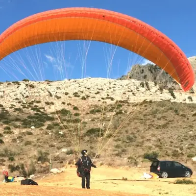 Bautismo de vuelo en parapente biplaza en Casarabonela