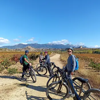 Alquiler y rutas guiadas en bicicleta eléctrica (e-bike) en Haro