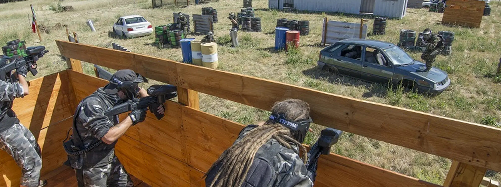 Paintball adulto y opción de menús, barbacoa y barra libre en San Lorenzo del Escorial, Madrid