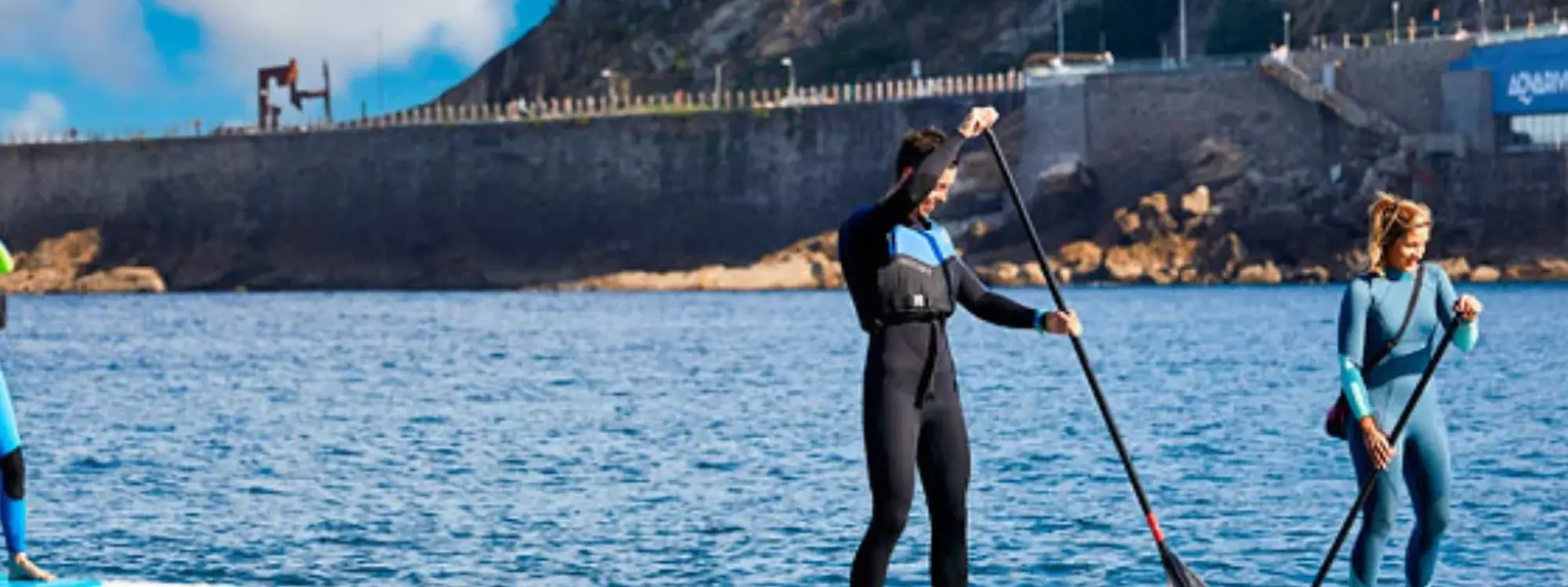 Alquiler de paddlesurf en la Playa de la Concha en San Sebastián, Guipúzcoa