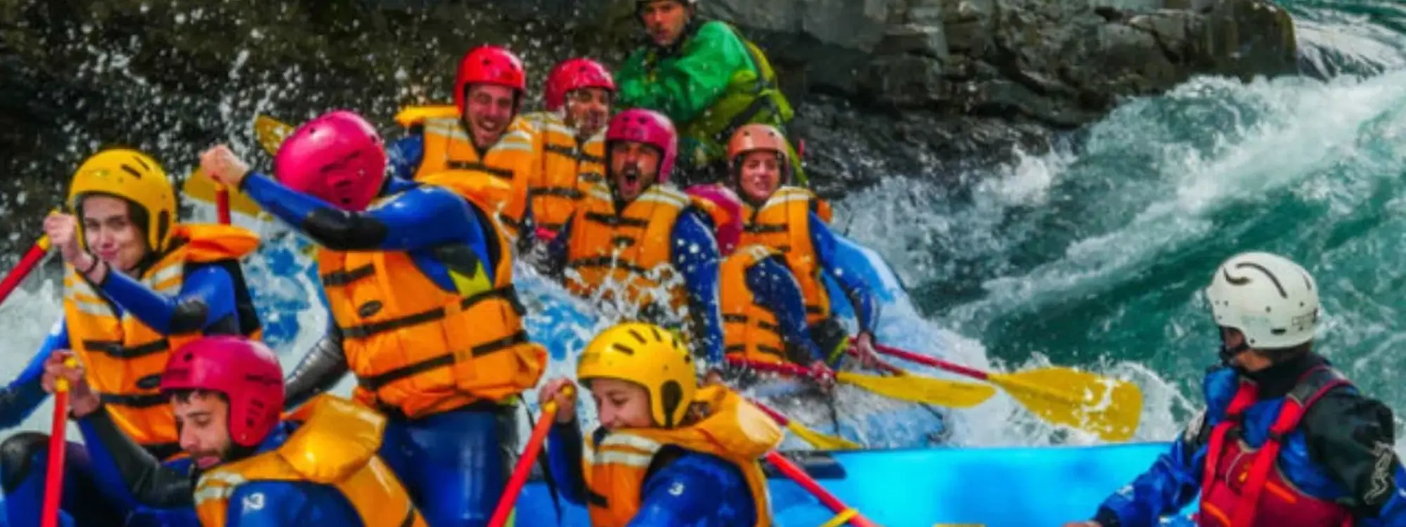Rafting en el río Aragón en la Canal de Berdún