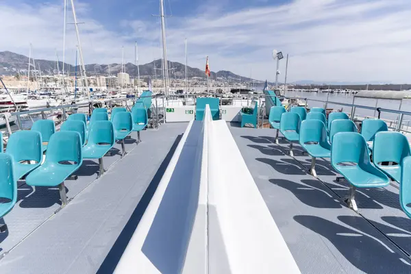 Avistamiento de Delfines en catamarán desde el Puerto Deportivo de Fuengirola