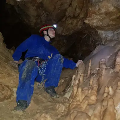 Espeleología en la Cueva del Recuenco desde Ejulve, Teruel