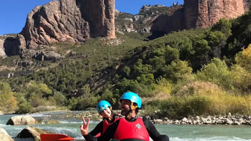 Canoraft en el río Gállego desde Murillo de Gállego