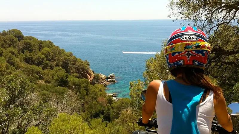 Ruta en quad a Cala Morisca desde Lloret de Mar