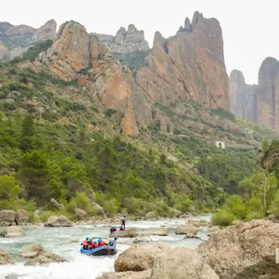Curso de kayak en el río Gállego desde Murillo de Gállego