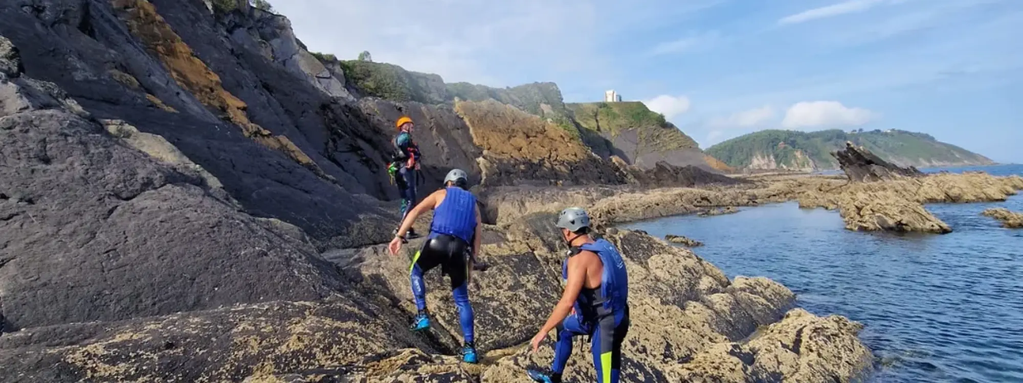 Coasteering por la zona costera de Ribadesella, Asturias