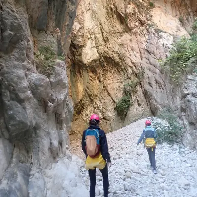 Barranquismo nivel medio en el Barranco de Garx desde Bolulla