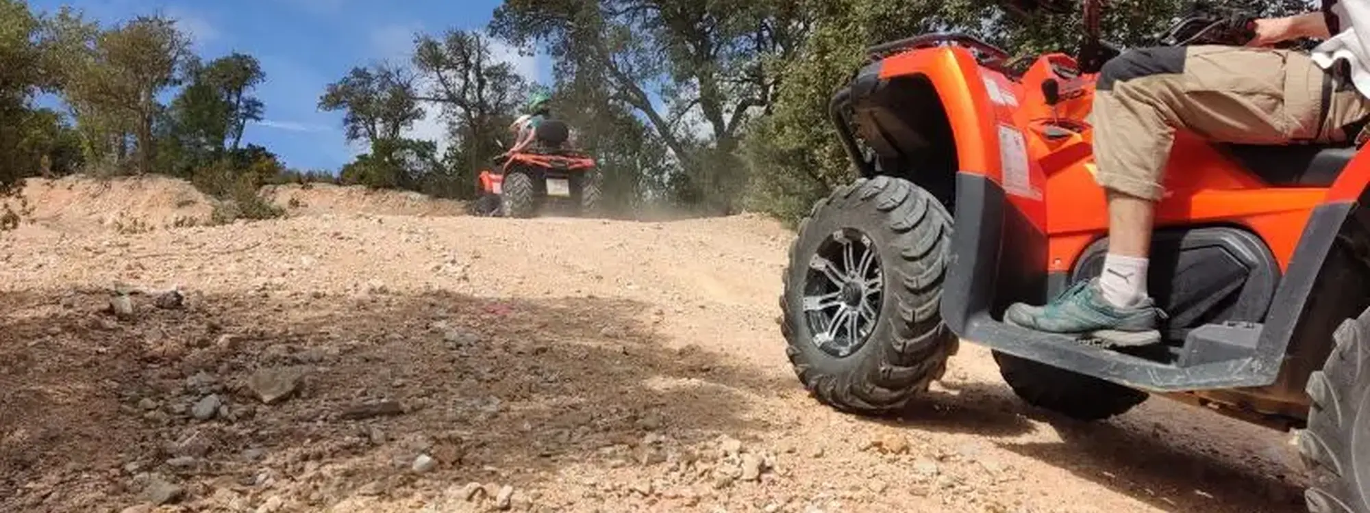 Ruta en quad y buggy al histórico poblado de Montbarbat